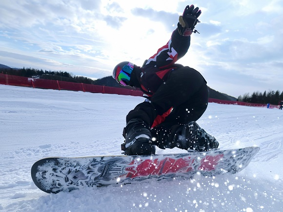 Snowboard accessories